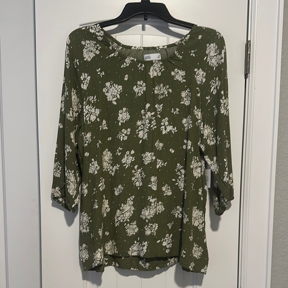 Croft & Barrow Cream Floral Blouse Relaxed Fit 3/4 Sleeves - Picture 1 of 3